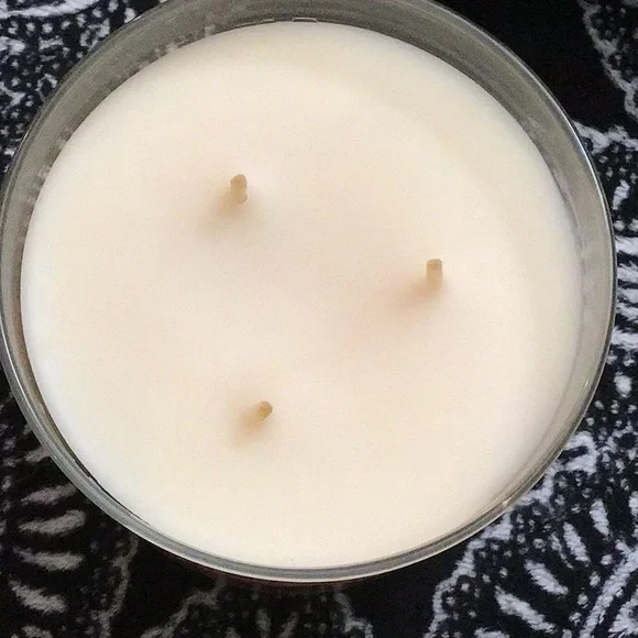 🥃 🎃 New bath and body works bourbon pumpkin candle - Picture 3 of 4